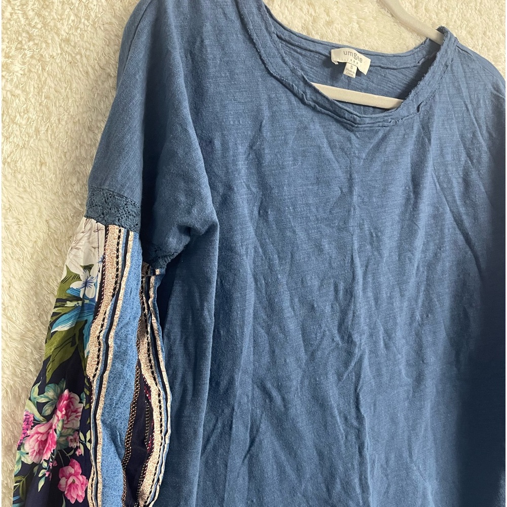 Umgee women’s floral sleeve shirt 👚